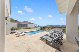 Cliffside Oasis-The Villa Private gym/pool-Seaview - Image 2
