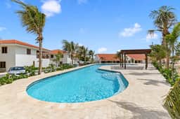 J&M Coral - Modern 2BR & Shared Pool near Mambo - Image 4