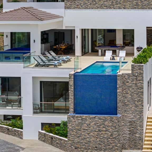Cliffside Oasis-The Villa Private gym/pool-Seaview - Image 1