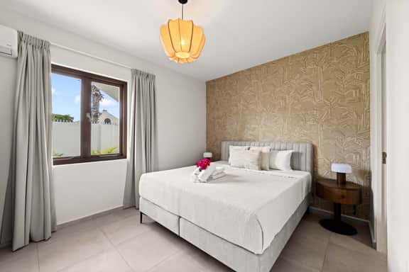 J&M Coral - Modern 2BR & Shared Pool near Mambo - Image 3
